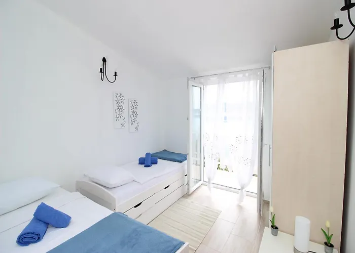 In By The Sea * سيلين