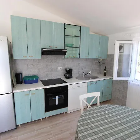 New Spacious Direct On The Apartment Seline