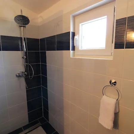 Apartment New Spacious Direct On The *